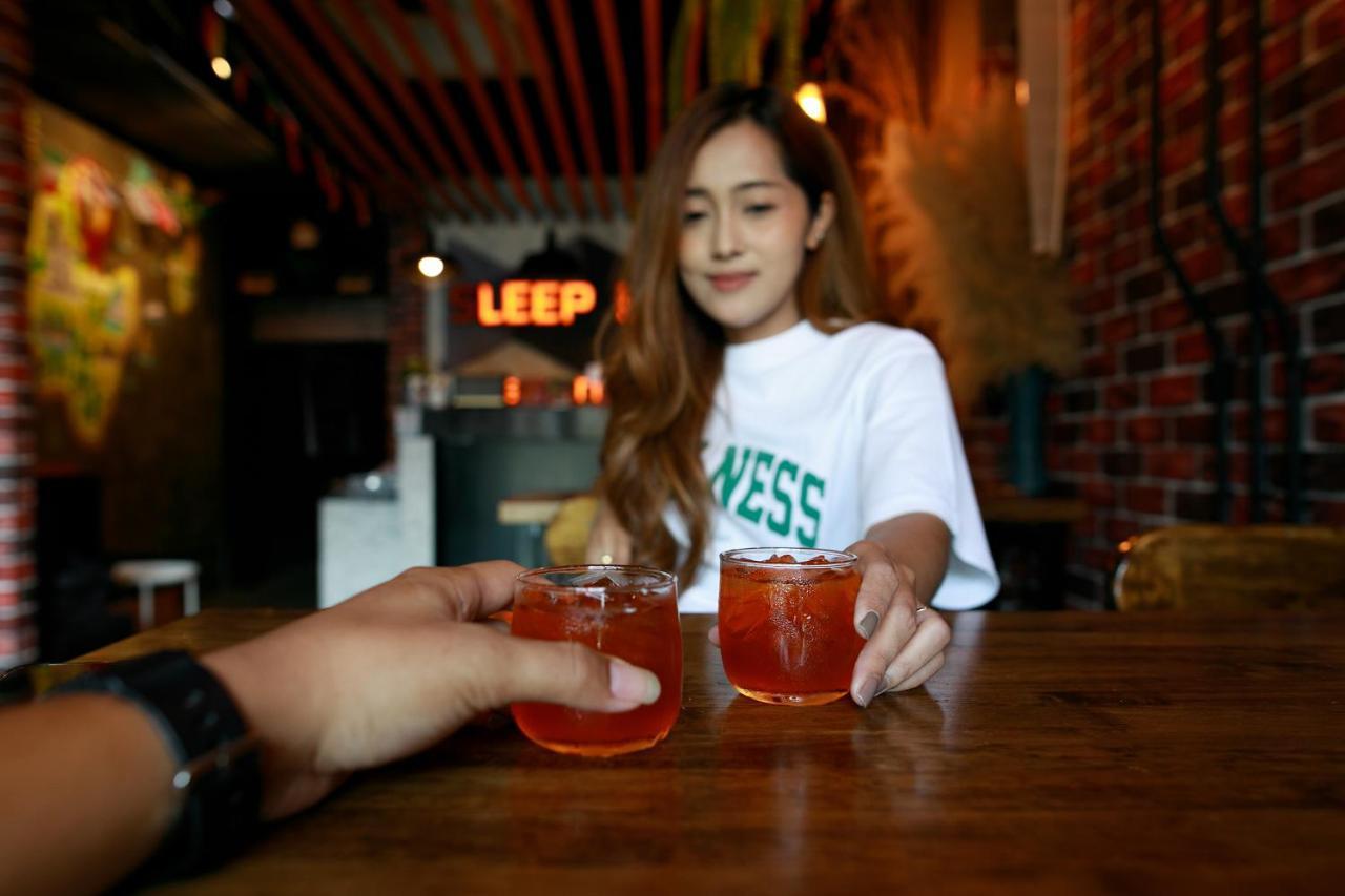 Sleepbox Hostel Suratthani Szuratthani Kültér fotó
