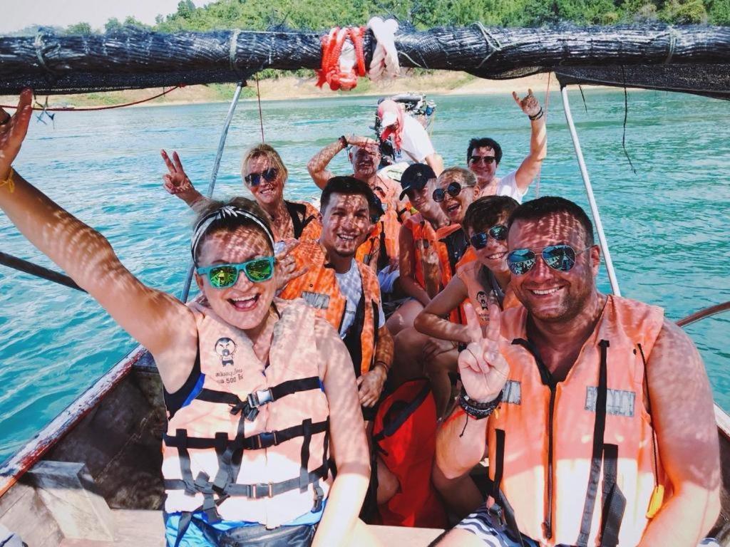 Sleepbox Hostel Suratthani Szuratthani Kültér fotó