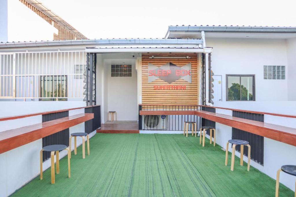 Sleepbox Hostel Suratthani Szuratthani Kültér fotó
