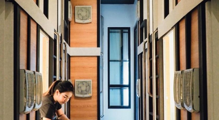 Sleepbox Hostel Suratthani Szuratthani Kültér fotó