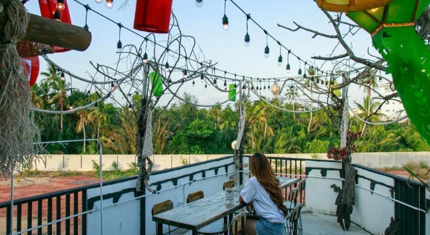 Sleepbox Hostel Suratthani Szuratthani Kültér fotó