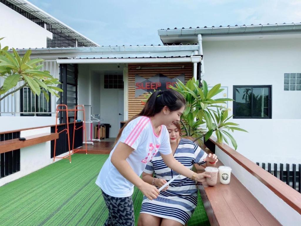 Sleepbox Hostel Suratthani Szuratthani Kültér fotó