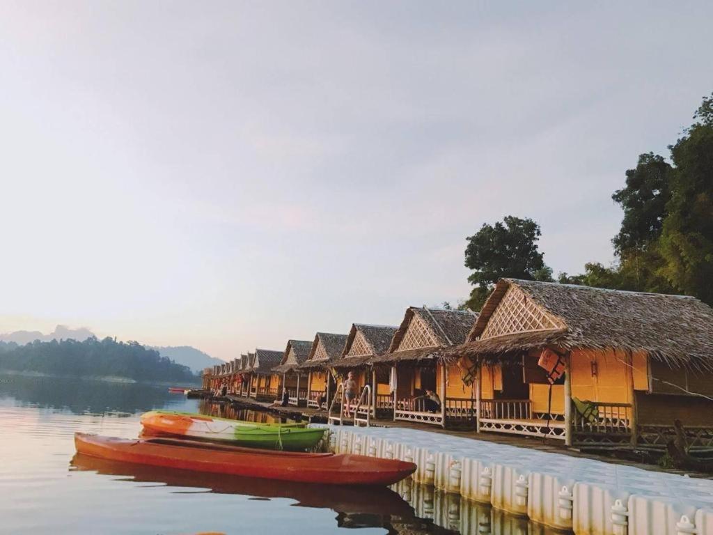 Sleepbox Hostel Suratthani Szuratthani Kültér fotó